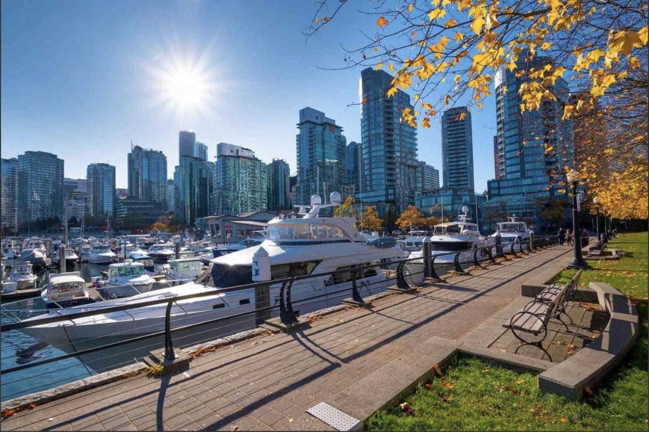 Best Location Downtown Chic Suites Vancouver Dış mekan fotoğraf