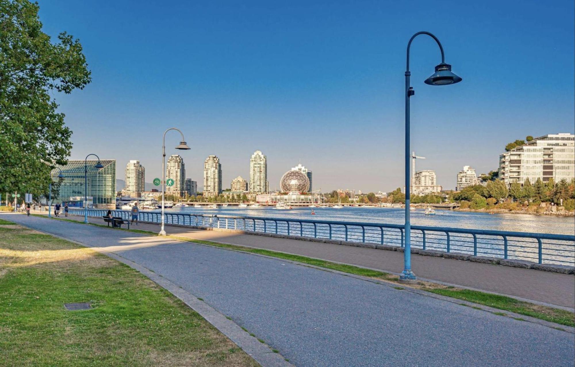 Best Location Downtown Chic Suites Vancouver Dış mekan fotoğraf